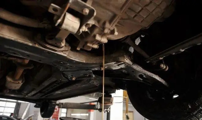 如何做好變速箱換油養(yǎng)護(hù)工作?